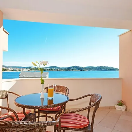 Basic * Rogoznica (Sibenik-Knin)