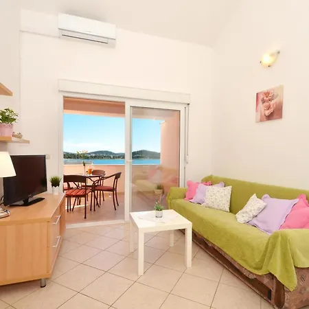 Basic Appartamento Rogoznica (Sibenik-Knin)