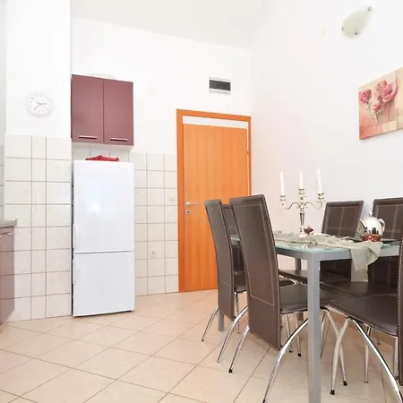 Basic Rogoznica (Sibenik-Knin)